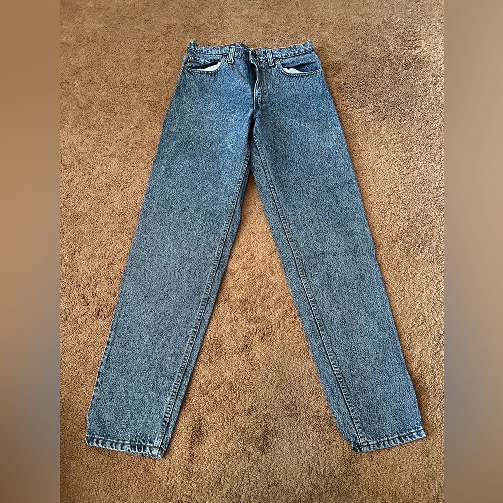 Vintage Levi’s 550 Acid Wash High Rise Relaxed fit with tapered leg - Mom Jeans - Picture 2 of 10